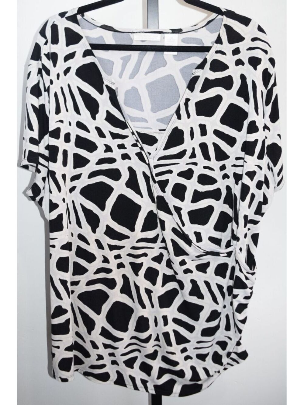Worthington Woman Stretch Plus Size Faux Wrap Top Black White Geometric Print 3X